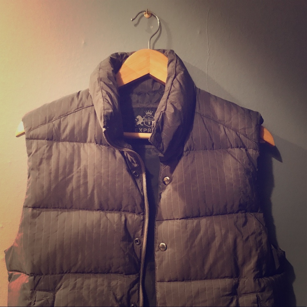 EXPRESS Puffer Vest